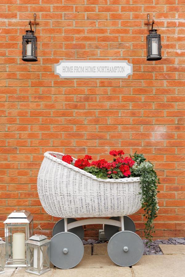 Home From Home Northampton Esterno foto